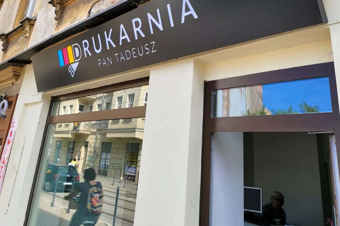 Drukarnia Colonel: Innowacyjne Usługi Poligraficzne w Krakowie