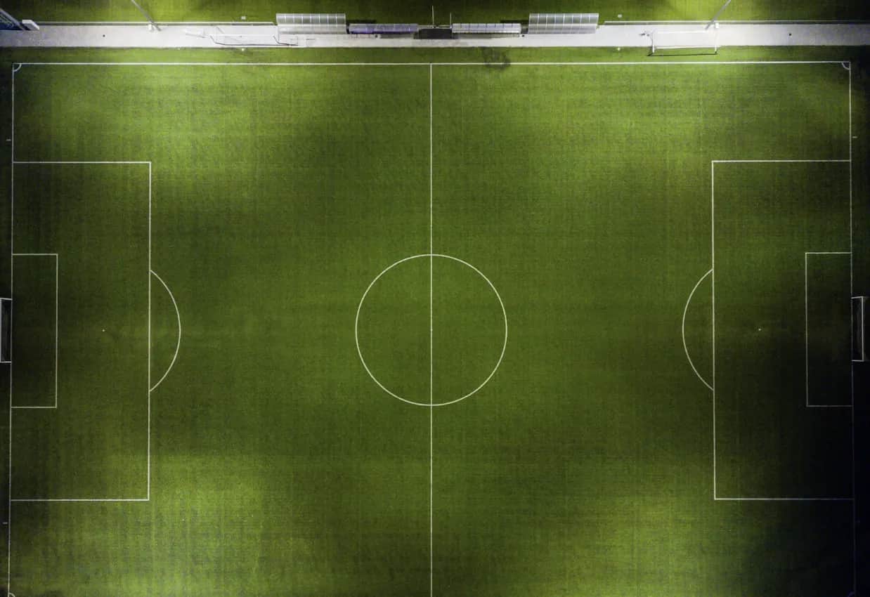 Nowa Liga Mistrzów bez grup jak działa model szwajcarski dla zwykłego kibica