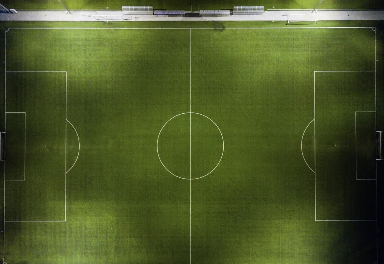 Nowa Liga Mistrzów bez grup jak działa model szwajcarski dla zwykłego kibica