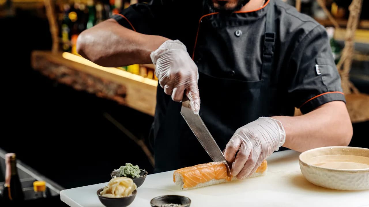 Zarobki w sushi: poznaj realne stawki i możliwości rozwoju w branży